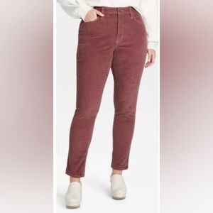 Brown corduroy Universal Thread size 18/34R stretchy